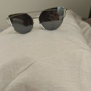 Cate eyed mirror sun glasses